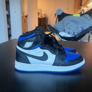 Jordan 1 Retro High Royal Toe Men 6.5 (GS) or Woman's 8.